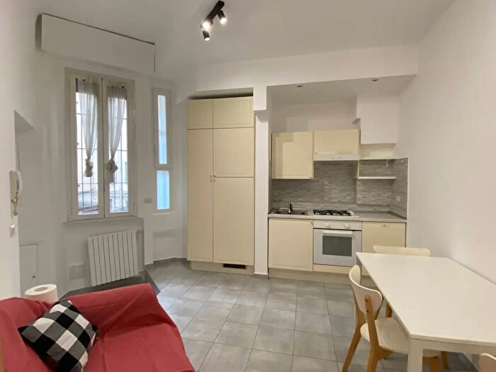 Appartamento bilocale in affitto in Viale Abruzzi, Milano