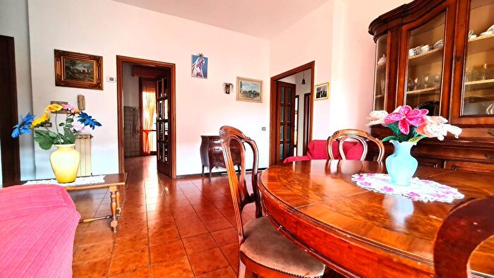 Appartamento con 5 locali in vendita in Santa Croce SullArno