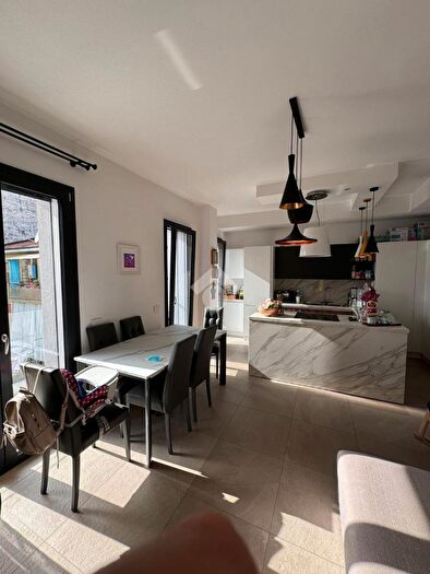 Appartamento trilocale in affitto in Bresso