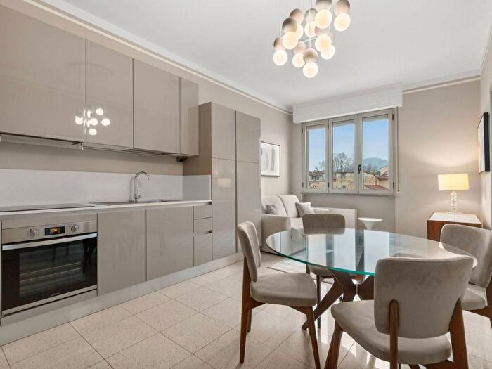 Appartamento bilocale in affitto in Piazza della Libertà, Libertà Savonarola, Firenze