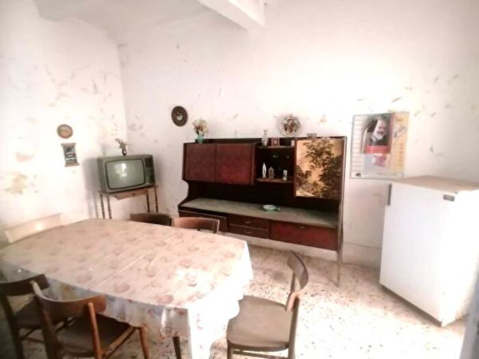 Casa bilocale in vendita in Vicolo San Cristoforo, Caserta