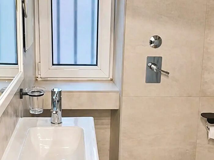 Appartamento monolocale in affitto in Via Comune Antico, Milano
