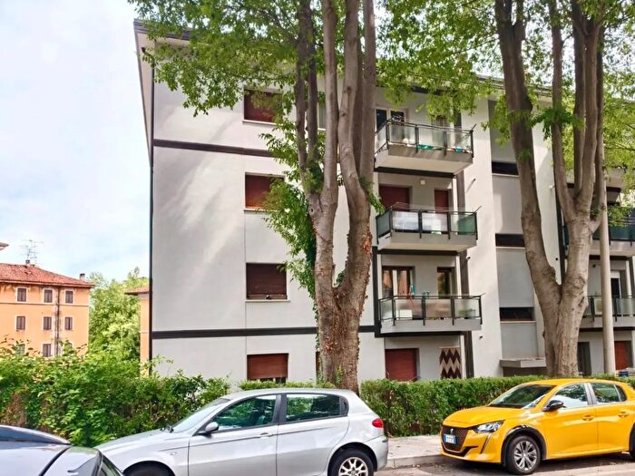 Appartamento trilocale in vendita in Via Patriarca Dionisio Dolfin, Udine