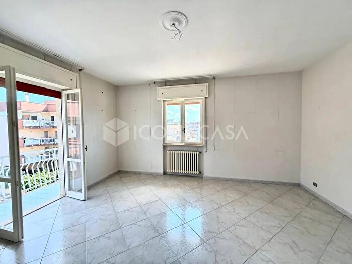 Appartamento trilocale in vendita in Via Giuseppe di Vittorio, Bitritto