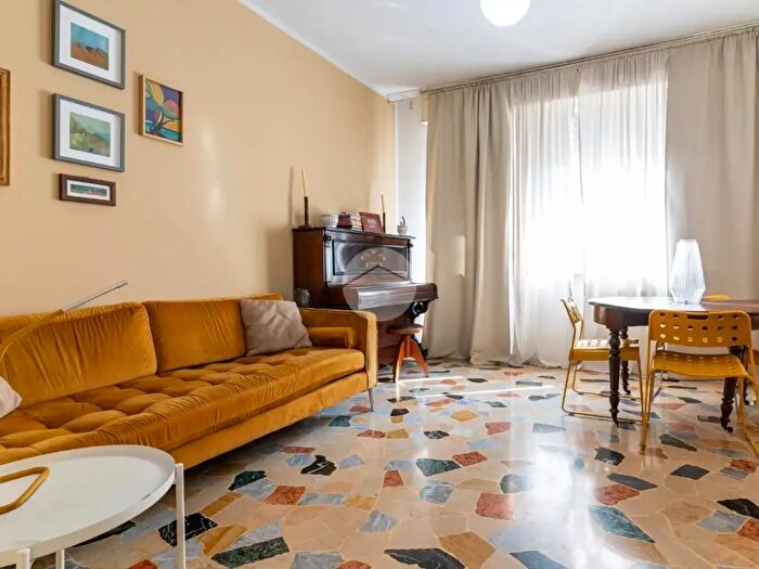 Appartamento trilocale in vendita in Via Benvenuto Tisi da Garofalo, Ferrara