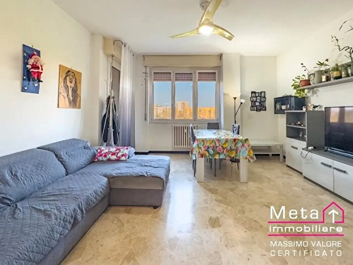 Appartamento trilocale in affitto in Via Gramsci, San Donato Milanese