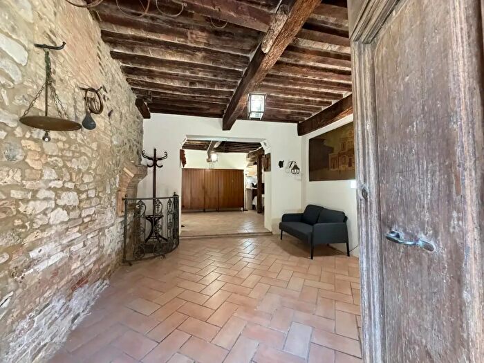 Appartamento trilocale in vendita in Chianni