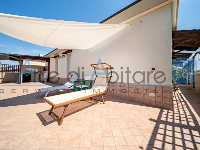 Appartamento quadrilocale in vendita in Via dei Martiri, Rimini