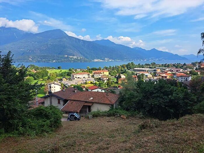 Casa con 6 locali in vendita in Gravedona ed Uniti
