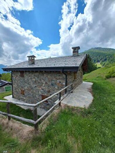 Casa con 5 locali in vendita in Località Mola, Edolo