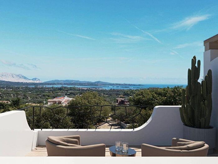 Casa trilocale in vendita in Via di La Casa Ecchia, Li Mori, San Teodoro