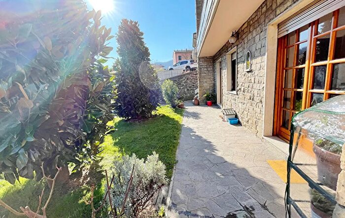 Casa con 8 locali in vendita in San Quirico Celle Vernio Unione dei Comuni Val di Bisenzio Prato Toscana Italia, Vernio