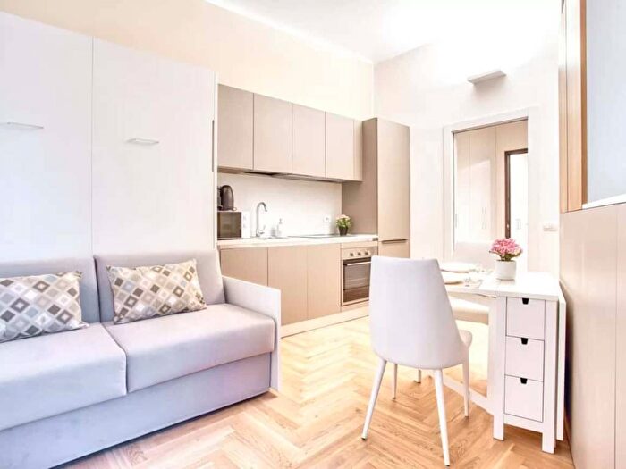 Appartamento monolocale in affitto in Via Privata Giovanni Bertacchi, Corso San Gottardo, Milano