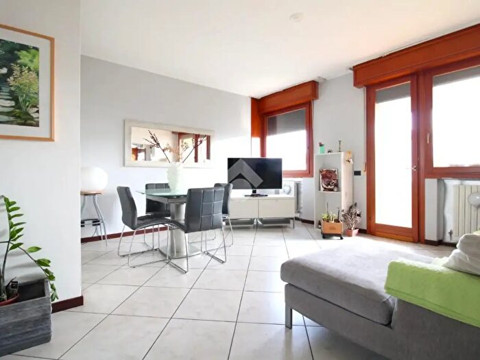 Appartamento trilocale in affitto in Via Mazzini, Sassuolo