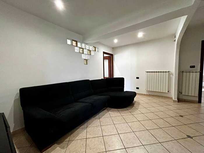 Appartamento quadrilocale in affitto in Vicolo Ferdinando Riboldi, Centro, Avigliana