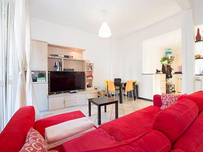 Appartamento bilocale in affitto in Via Giulia De Vincenzi, Molassana, Genova