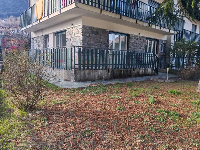 Appartamento trilocale in affitto in Via Cinturino, Centro, Ballabio