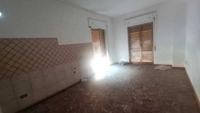 Appartamento con 5 locali in affitto in Via dei Patrioti Sambiasini, Lamezia Terme