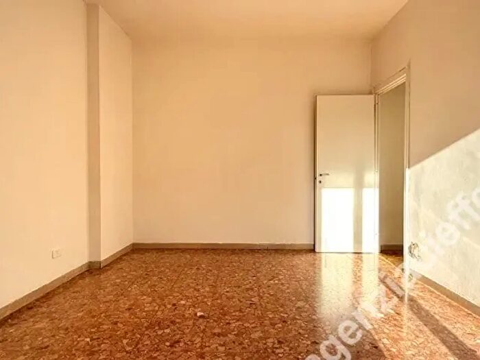 Appartamento quadrilocale in vendita in Massa