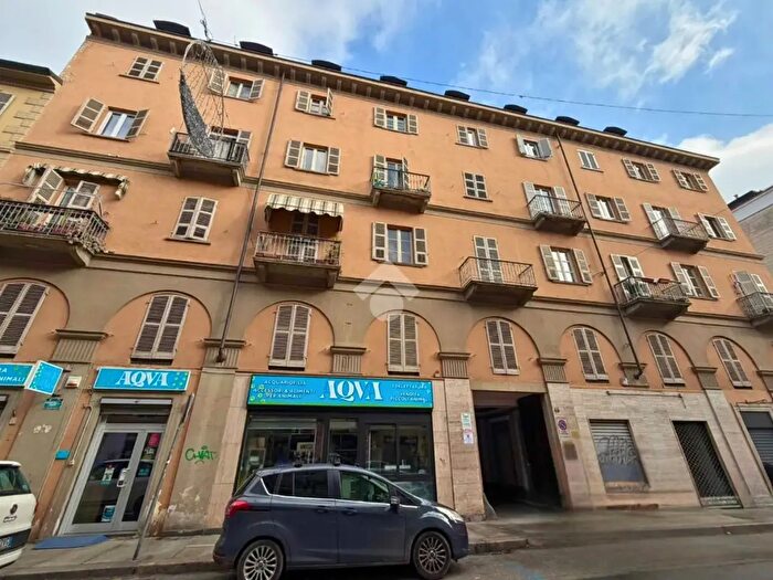 Appartamento bilocale in vendita in Via San Donato, Torino