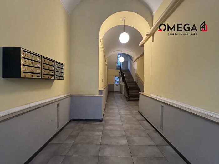 Appartamento trilocale in vendita in Via della Raffineria, Trieste