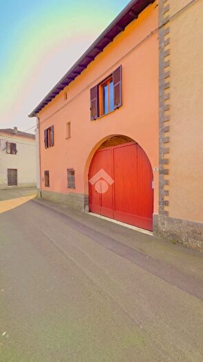 Casa con 5 locali in vendita in Via S Rocco, Basaluzzo