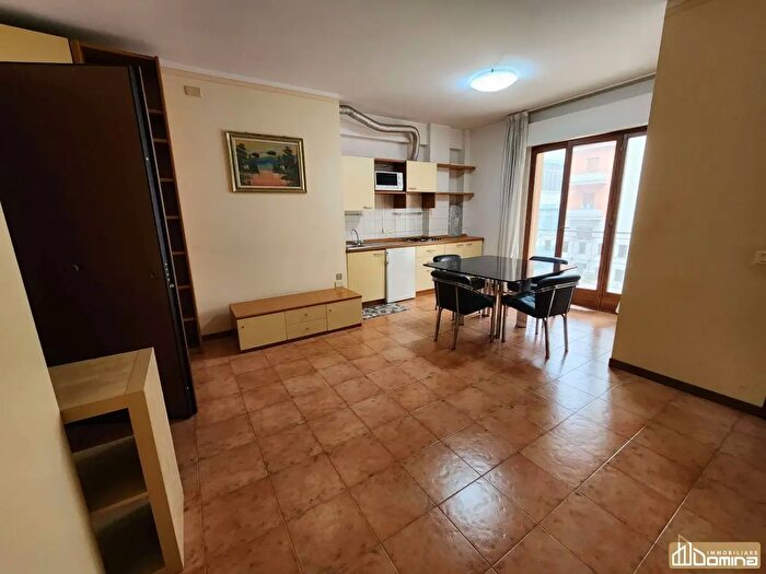 Appartamento monolocale in vendita in Via Metauro, Ancona