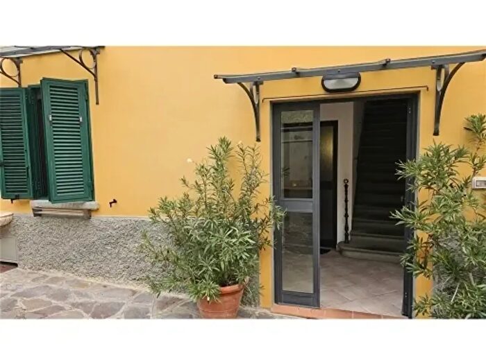 Appartamento trilocale in affitto in Fiesole