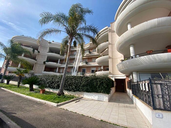 Casa trilocale in affitto in Via Danimarca, Sabaudia