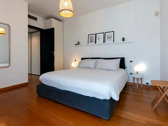 Appartamento monolocale in affitto in Alzaia Naviglio Pavese, Milano