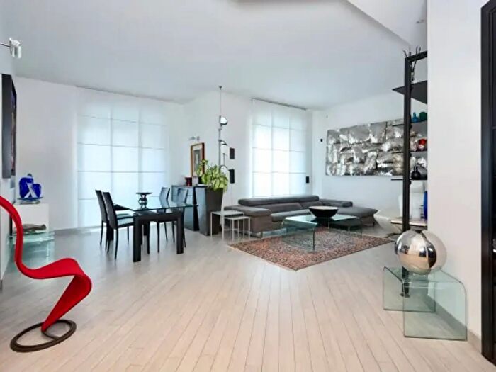 Appartamento trilocale in vendita in Via Pietro Scavini a, Novara