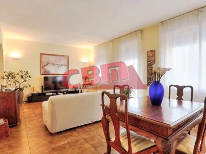 Appartamento con 5 locali in vendita in Livorno