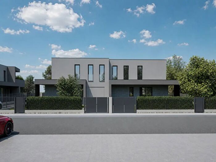 Casa quadrilocale in vendita in Via Amulio Vestali Snc, Curtarolo