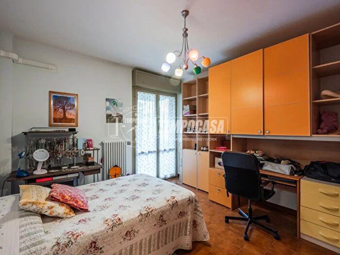 Appartamento trilocale in vendita in Via Felice Finzi, Correggio