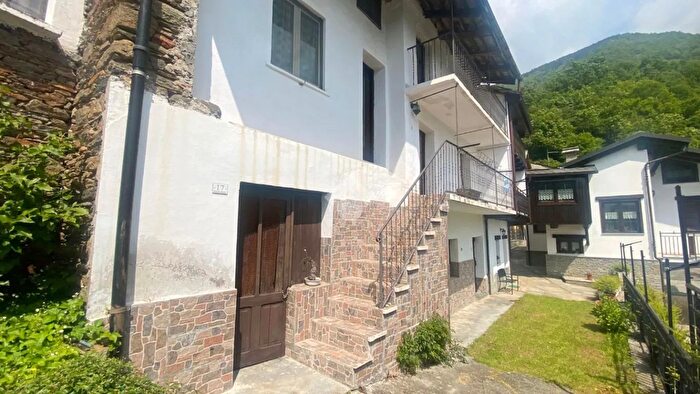 Casa trilocale in vendita in Borgata Balmas, San Germano Chisone