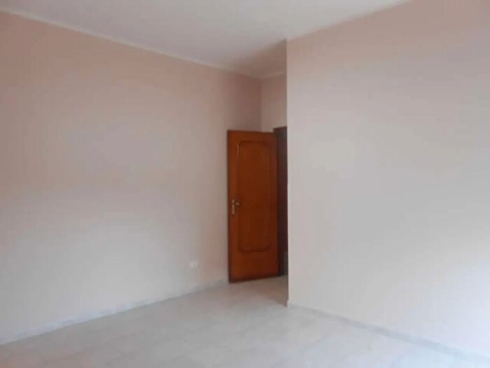 Appartamento trilocale in vendita in Via XI Febbraio, Mondragone