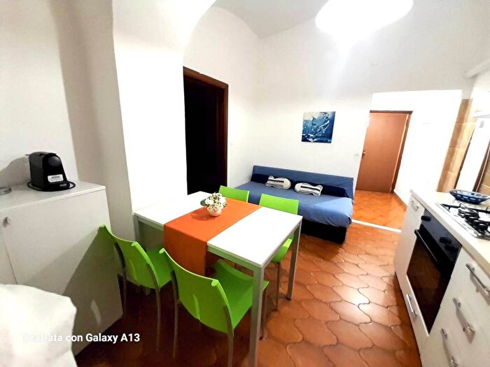 Appartamento bilocale in affitto in Via Polupice, Centro, Finale Ligure