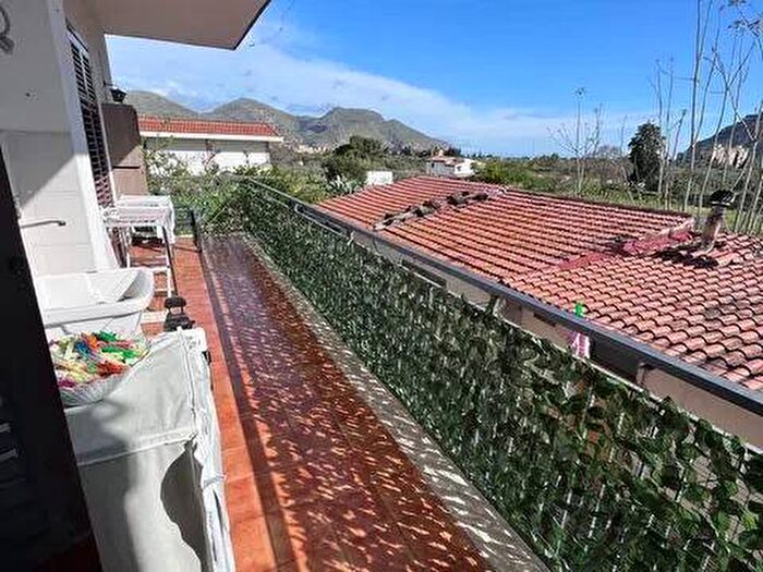 Appartamento con 5 locali in affitto in Via Enrico Caruso, Pallavicino Villaggio Ruffini, Palermo