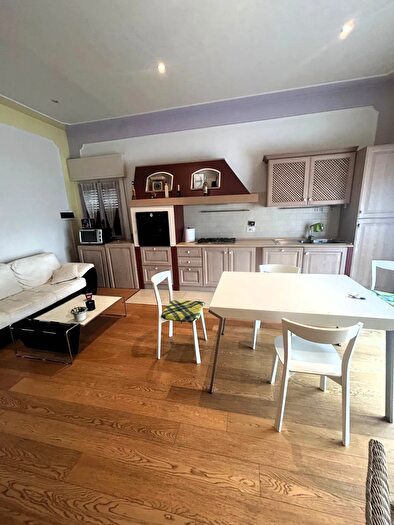 Appartamento con 5 locali in vendita in Via Borromeo San Casciano in Val di Pesa, San Casciano In Val Di Pesa