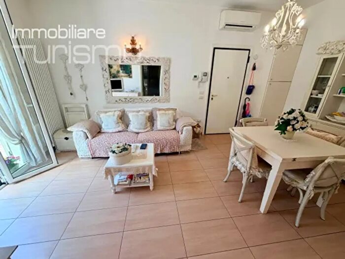 Appartamento trilocale in vendita in Corso Fratelli Cervi, Riccione