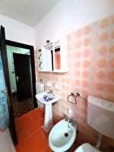 Casa trilocale in vendita in Sondrio Località Moroni, Sondrio