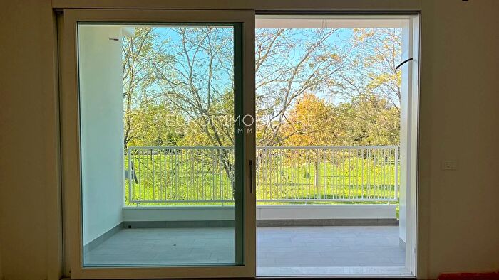 Appartamento trilocale in vendita in Via Ca Silis, Jesolo