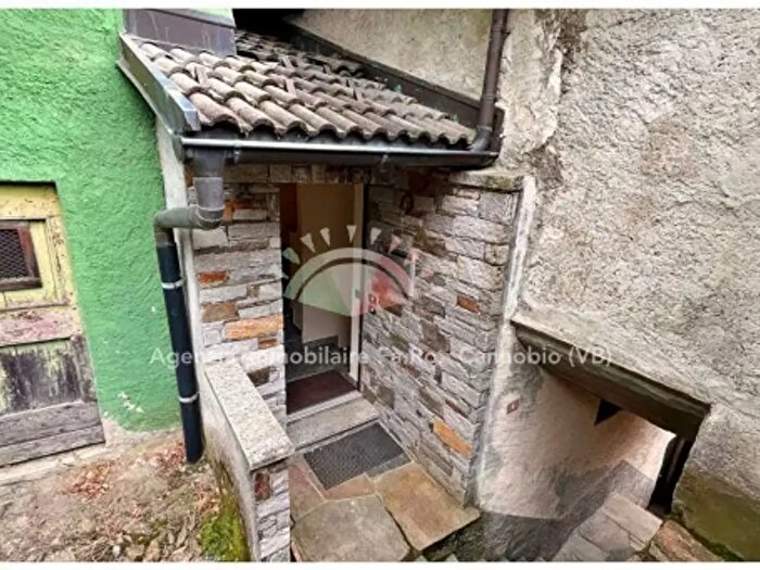 Casa quadrilocale in vendita in Via Roma, Valle Cannobina