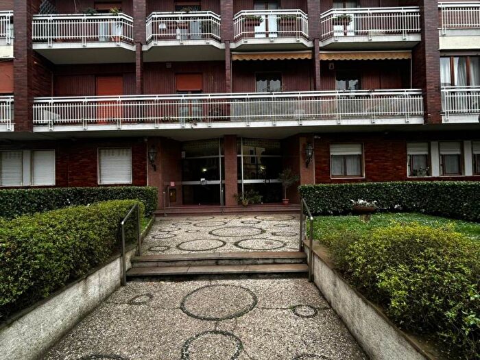 Casa bilocale in affitto in Via Lorenzo Bartolini, Certosa, Milano