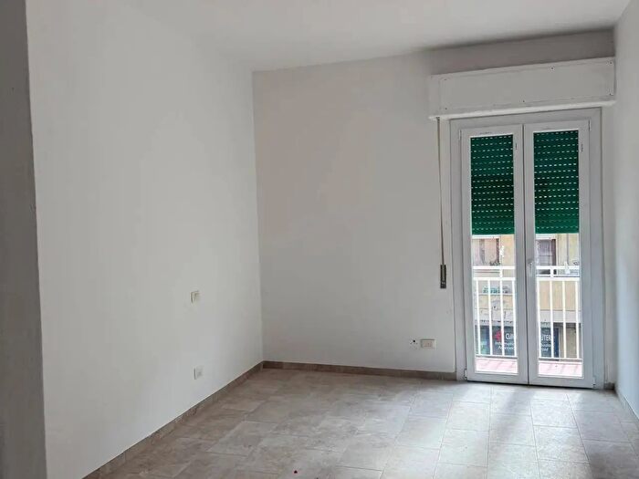 Appartamento quadrilocale in vendita in Via Puccini, Viareggio