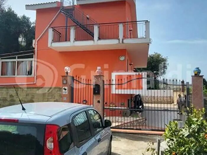 Casa quadrilocale in vendita in Via Murazze Int, Venetico