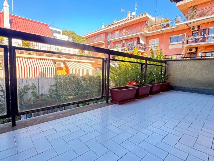 Appartamento bilocale in affitto in Via degli Estensi, Pisana Bravetta, Roma