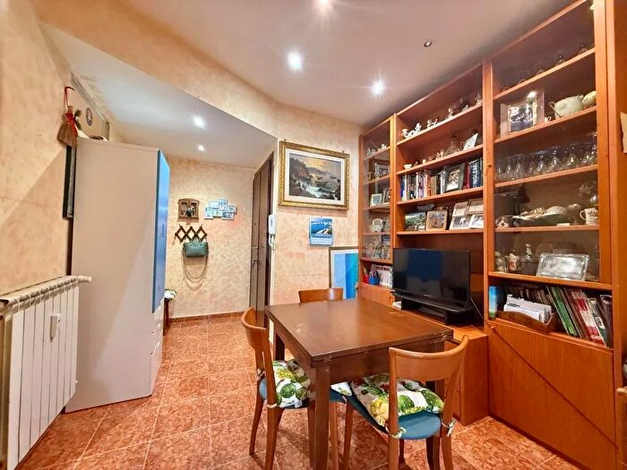 Appartamento trilocale in vendita in Roma