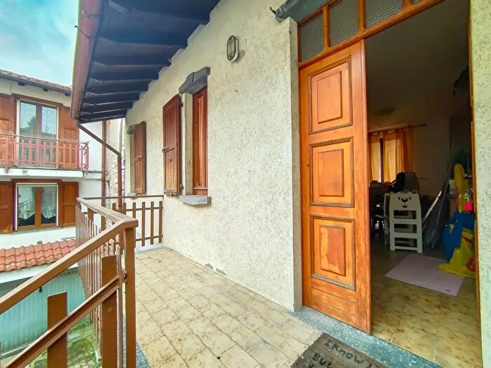 Appartamento bilocale in vendita in Via Ca Curti, Palazzago