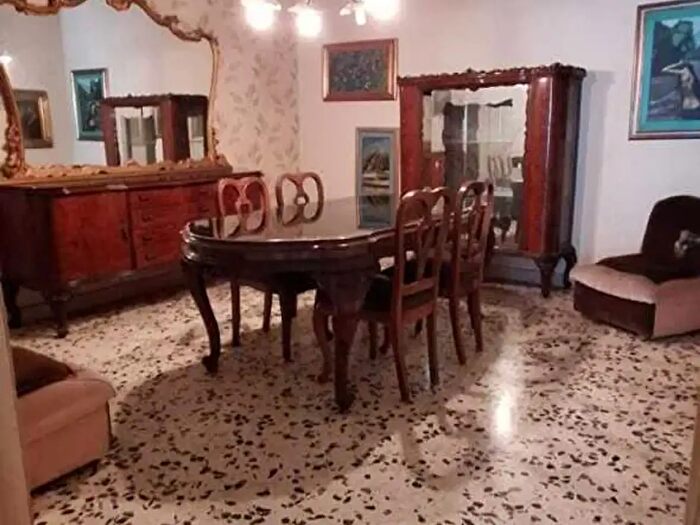 Appartamento trilocale in vendita in San Giovanni La Punta